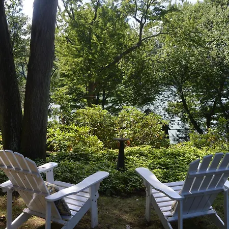 Candlewood Isle Charm